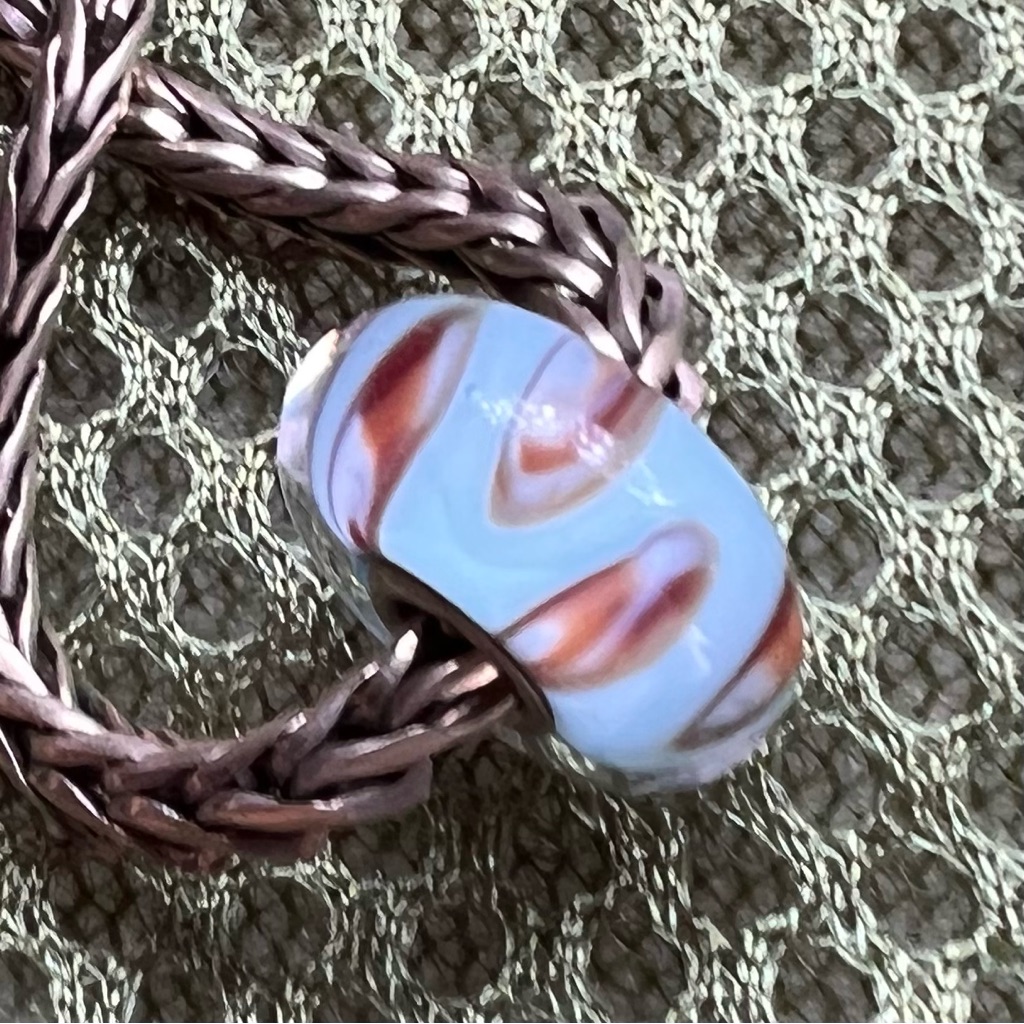 Aquarium Pastel Glass Trollbead 25$